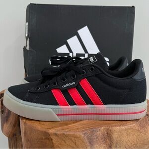 Adidas unisex child Daily 3.0 Skate Shoe, Black/Black/Grey, US 6